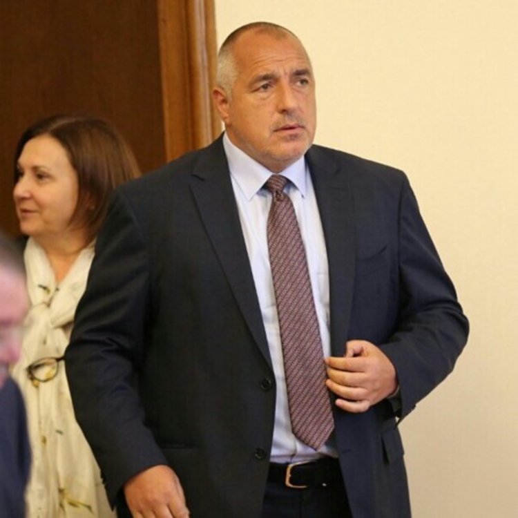 Въпросът за учителските заплати ще се решава наесен