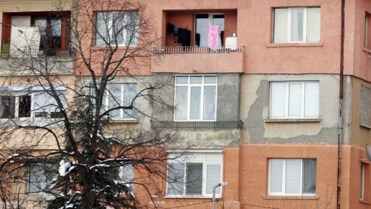 Некоректните наематели на държавни жилища губят право за ново настаняване