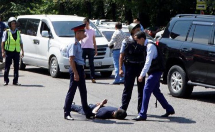 Извънредно положение в Казахстан, българите да не напускат домовете си