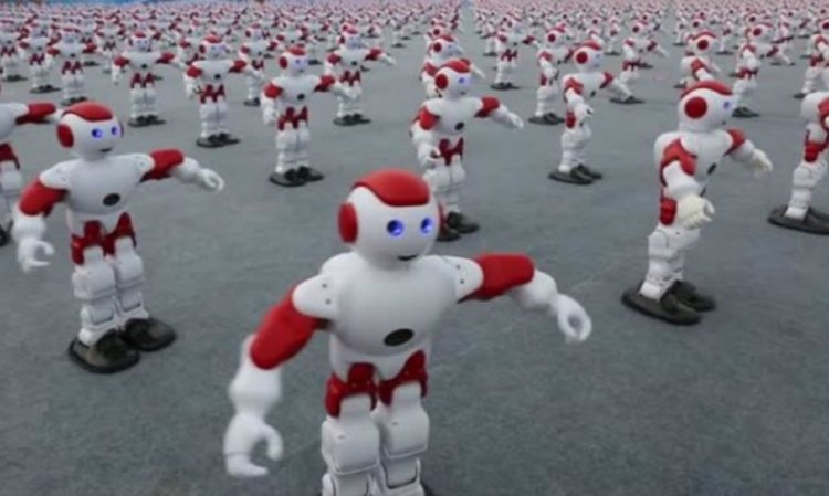 Танцуващи в синхрон роботи превзеха социалните мрежи