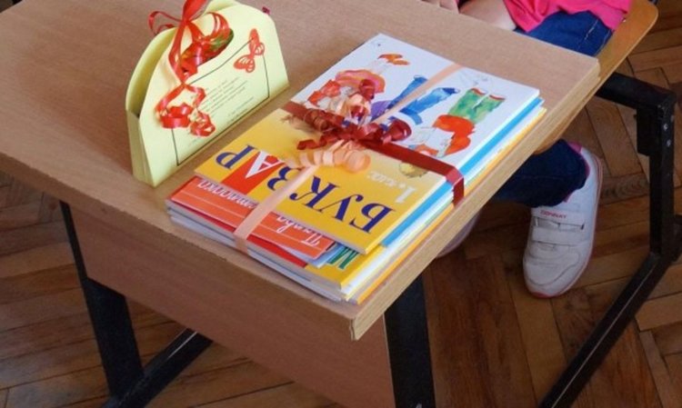 Родители вадят до 10 000 евро за частно школо на детето