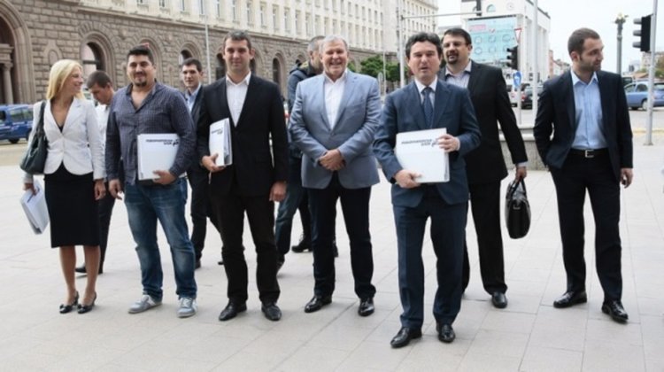 Реформаторите обявяват кандидата си за президент