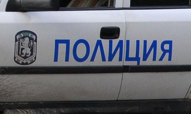 Трагедия в Софийско: 9-годишна прегази дядо си с бус