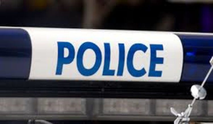 Жител на Соколовци троши автомобил, задържат го за 24 часа в полицията 