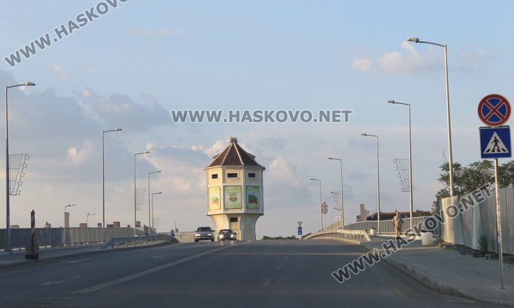 Монтираха ново LED осветление по част от бул."Трети март"