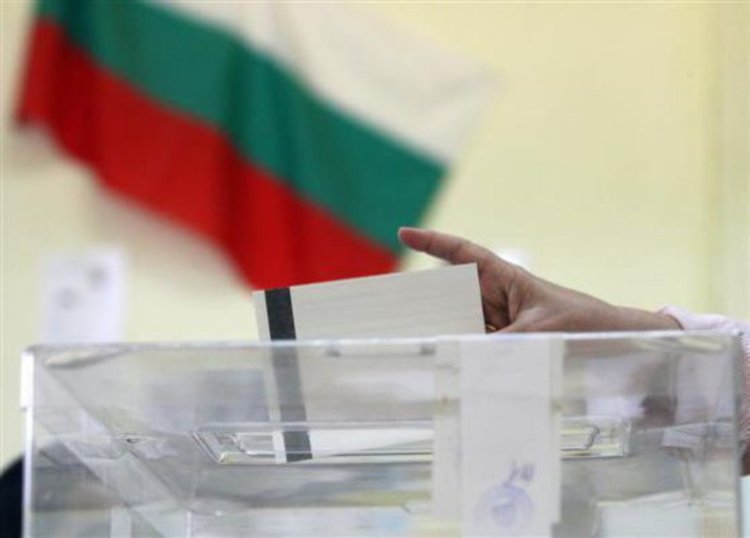 Парламентът гледа спешни промени в Изборния кодекс