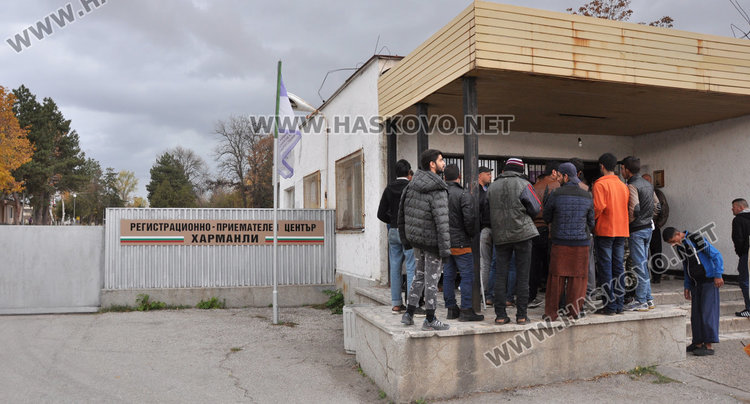 Изграждат изолатор за заразно болни в Бежанския лагер в Харманли