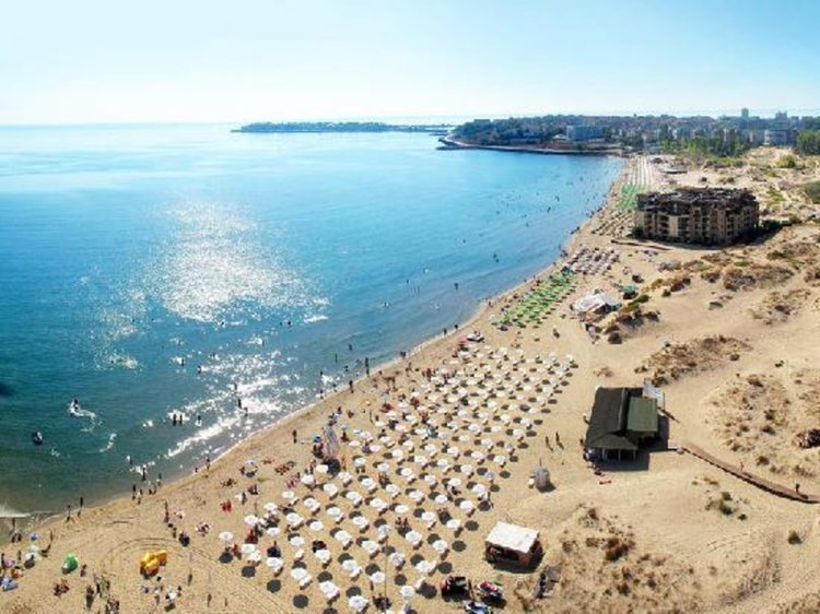 Плажове в Несебър и Слънчев бряг ще се стопанисват от наследници на СИК и ВИС