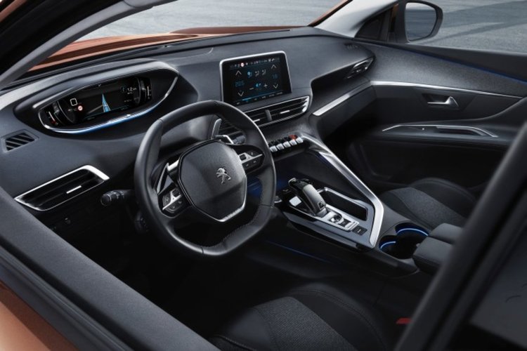 PEUGEOT 3008 с Голямата награда за най-добър интериор