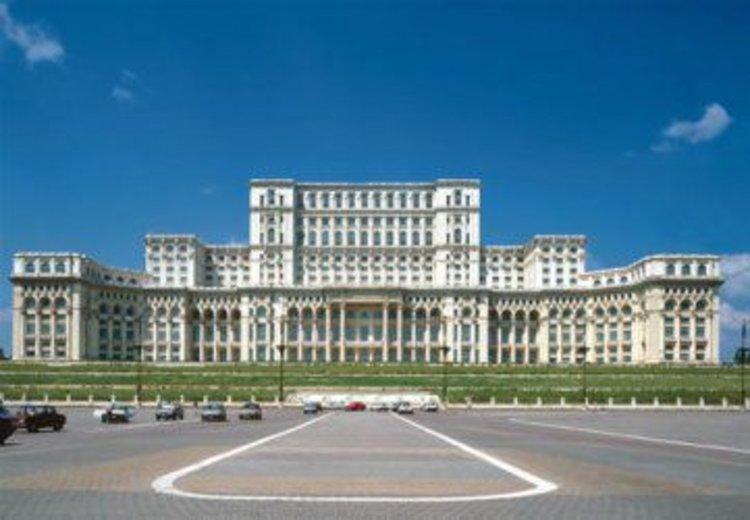 Вотът на недоверие към властта стъпва в румънския парламент