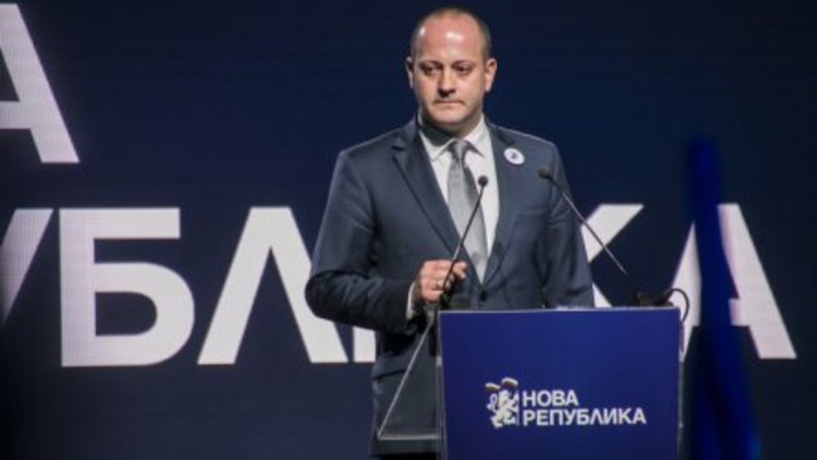 Нова република предлага семейна осигуровка в дребния бизнес