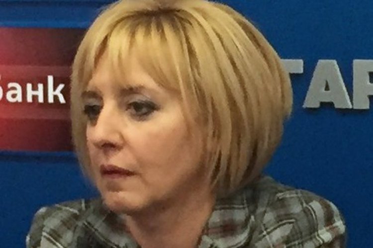 Манолова сезира НАП, НОИ и прокурор за бедстващи шивачки