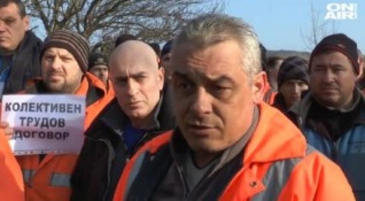 Държава забравена от държавата: Селото, в което надежда няма