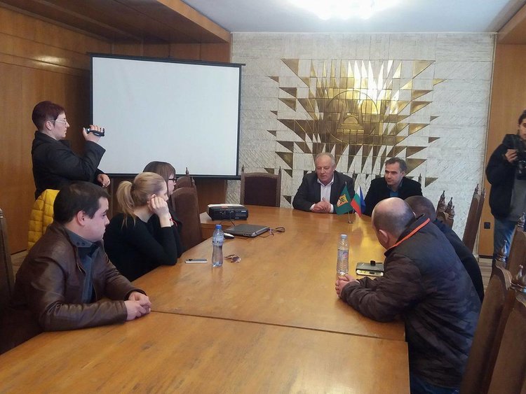 Община Смолян дава работа на десет млади специалисти