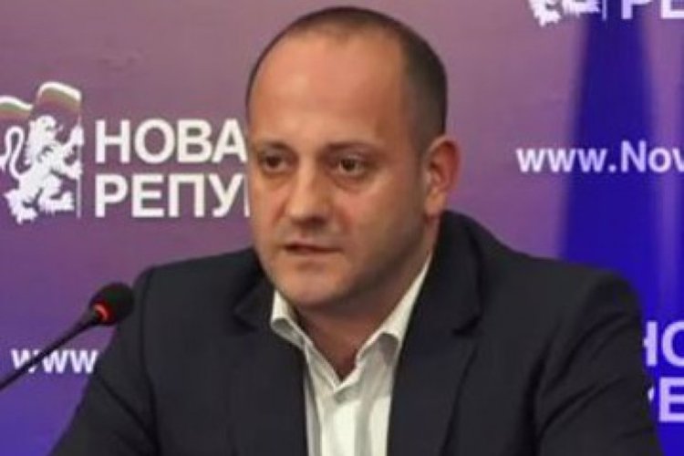 Кънев подаде оставка като лидер на ДСБ и ”Нова Република”