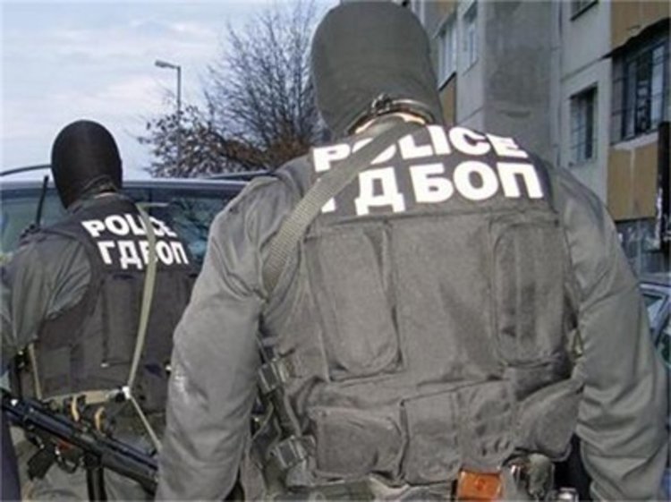 Спец. прокуратурата и ГДБОП спипаха група за лихварство и рекет