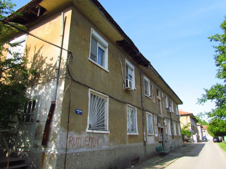 Болно семейство от Димитровград търси помощ, за да оцелее