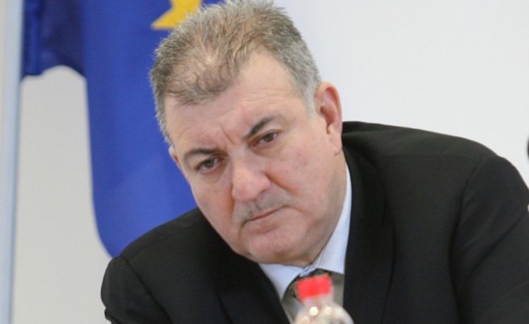 Нови шефове на НАП и митниците
