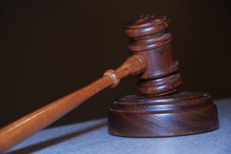 Свиленградски юрист съдия и адвокат едновременно