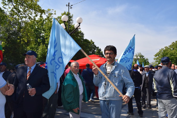 Четирима митингуващи прибра полицията в Джебел, подписват предупредителни протоколи