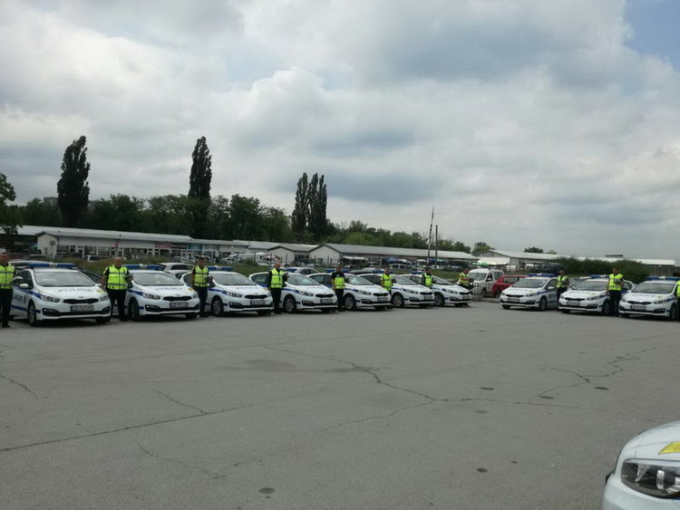 Полицията в Първомай получи чисто нов автомобил