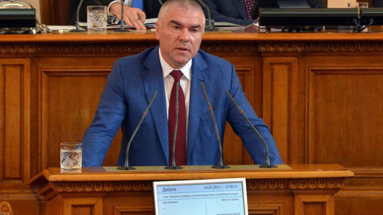Шест организации: Марешки нарушава Конституцията и дискриминира
