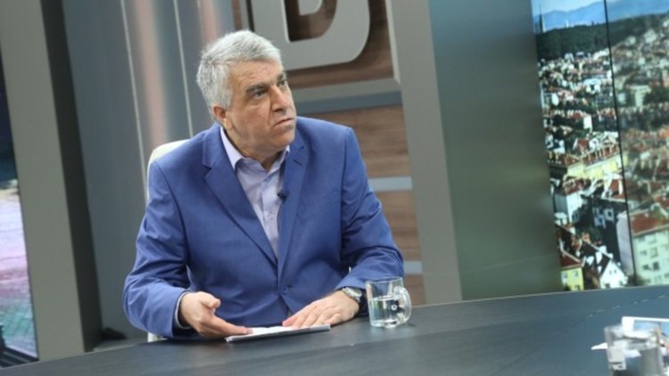 Гечев: Новият заем поставя страната в опасна ситуация