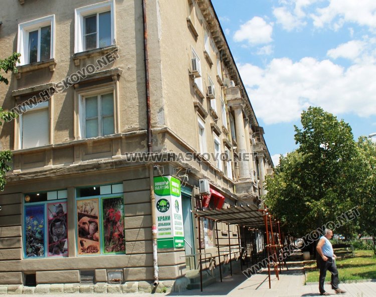 Предприемат действия по ремонта на фасадата на блок №7 на бул."Благоев"