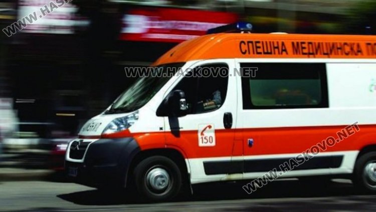 Харманлиец почина след като пи киселина