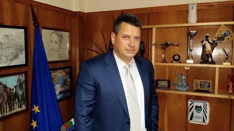   Шестнадесети национален събор на неделинския двуглас,тридневен празник готви общината