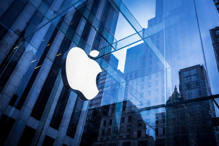 Apple купува музикалната услуга Shazam