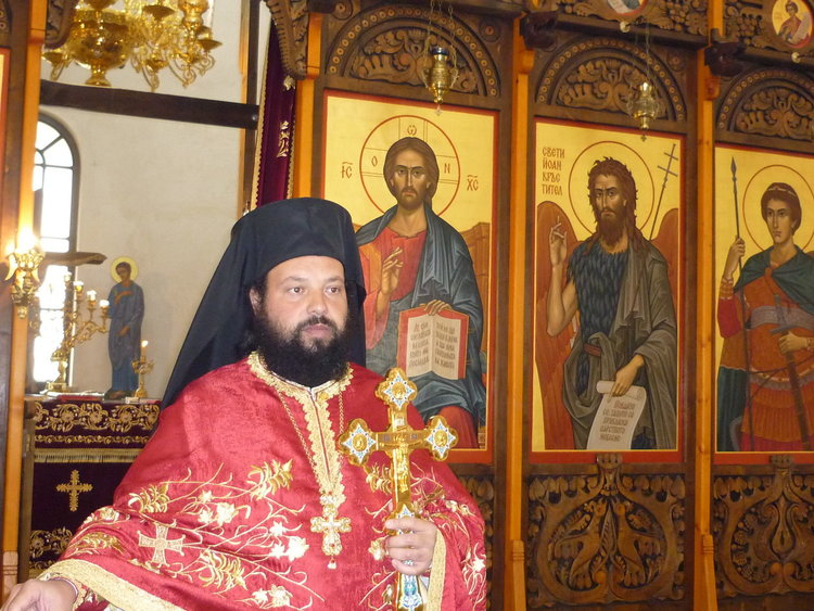 Рождественски богослужения на архиерейския наместник архимандрит Висарион
