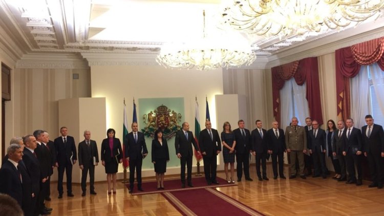 Президентът Радев настоява за интеграция на родната отбрана в европейската