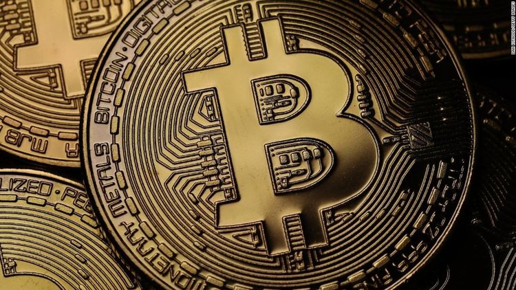 Разкриха кой стои зад рухването на биткоина