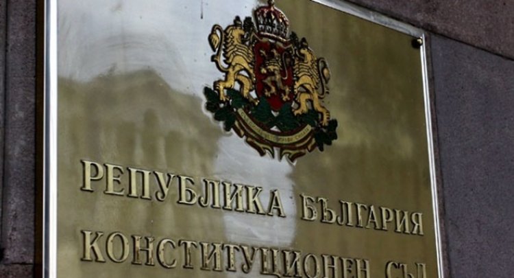 Цацаров атакува пред КС частната охрана в градове и села
