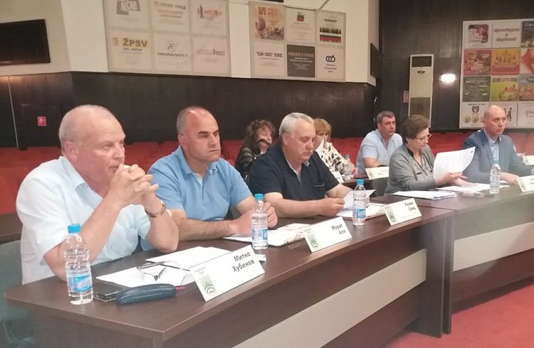Без сътресения премина априлската сесия на ОбС