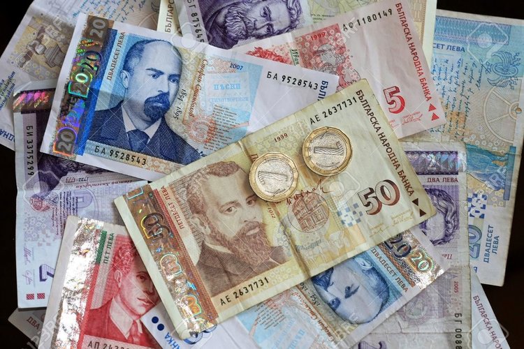 15-годишен от Леново и още две момчета в ареста за кражби на пари от домове