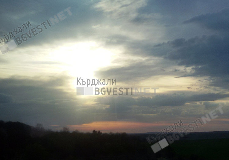 Шансовете от дъжд и гръмотевична буря в Кърджали намаляват