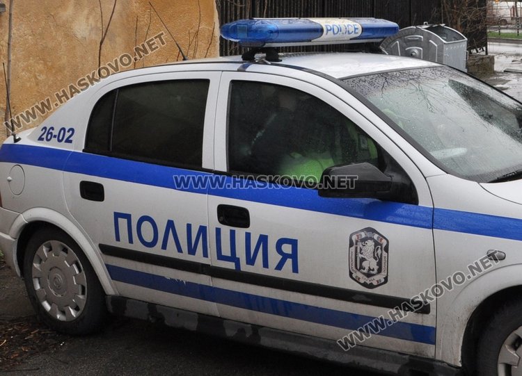 Кражба на 10 000 евро от хотелска стая след посещение на момиче