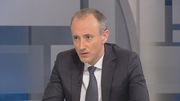 МОН ще насърчава възпитателната функция на предучилищното и училищното образование