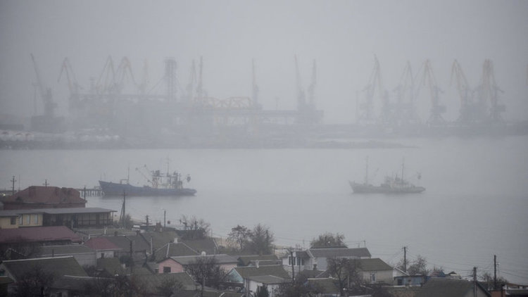 Русия блокирала най-големите пристанища на Украйна в Азовско море