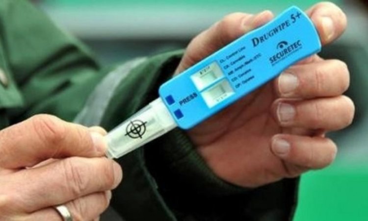 Задържаха двама дрогирани шофьори