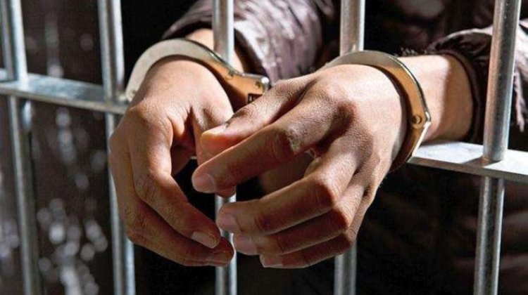 Хулиган вилние в болнично заведение ,  задържат го