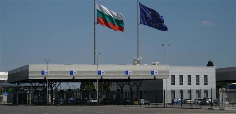 Над 200 камери ще дебнат за каране с превишена скорост от днес