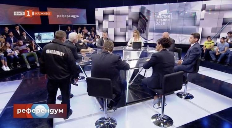 ЦИК глоби Волен Сидеров заради "гей" и "ма" в "Референдум"