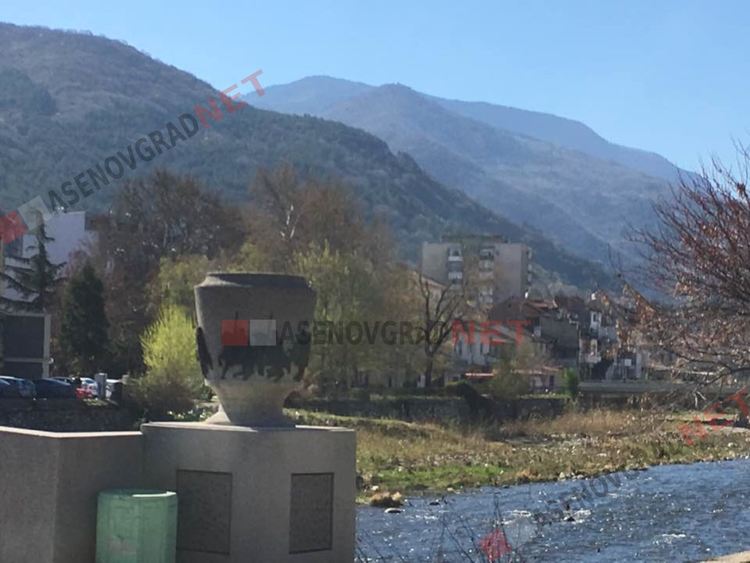 Вторникът започва с дъжд и приключва със слънце