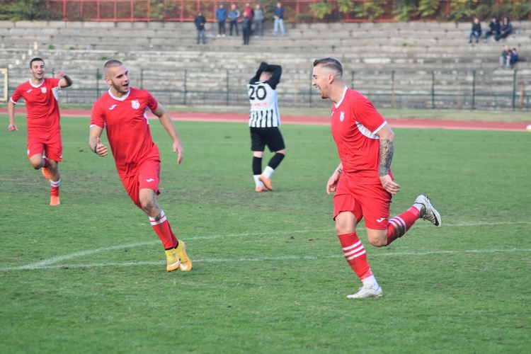 АФК „Хасково” с девета победа в Областната футболна група