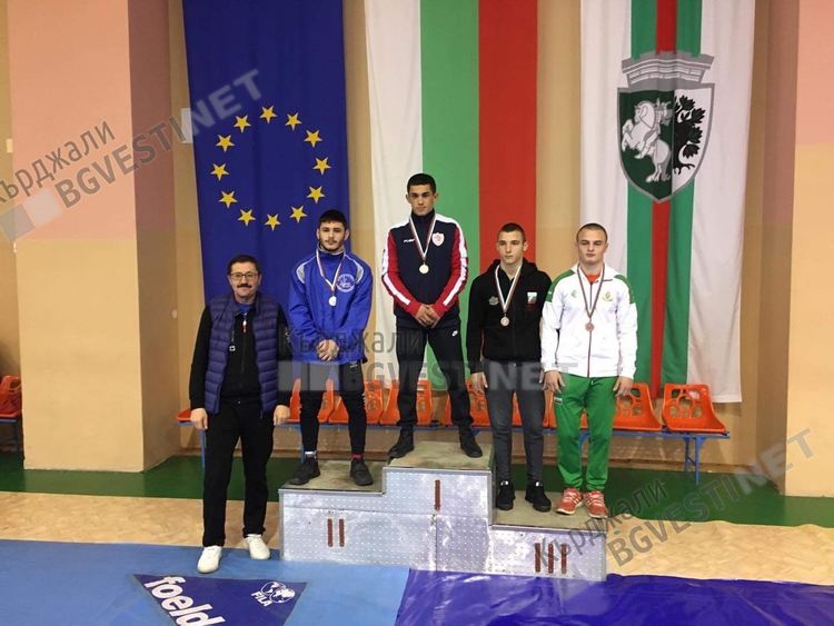    Наше момче с пет поредни туша, взе републиканската титла по борба