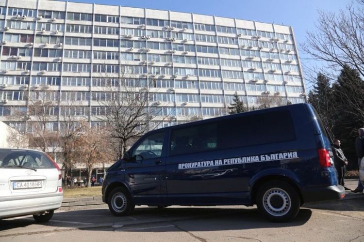 Задържаха шефа на Комисията по хазарта