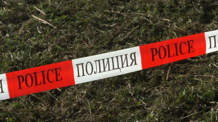Двама мъже са открити простреляни край Своге